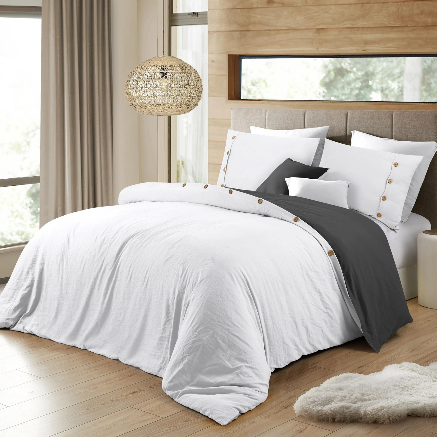 White & Grey Reversible 3 Piece Duvet Cover Set
