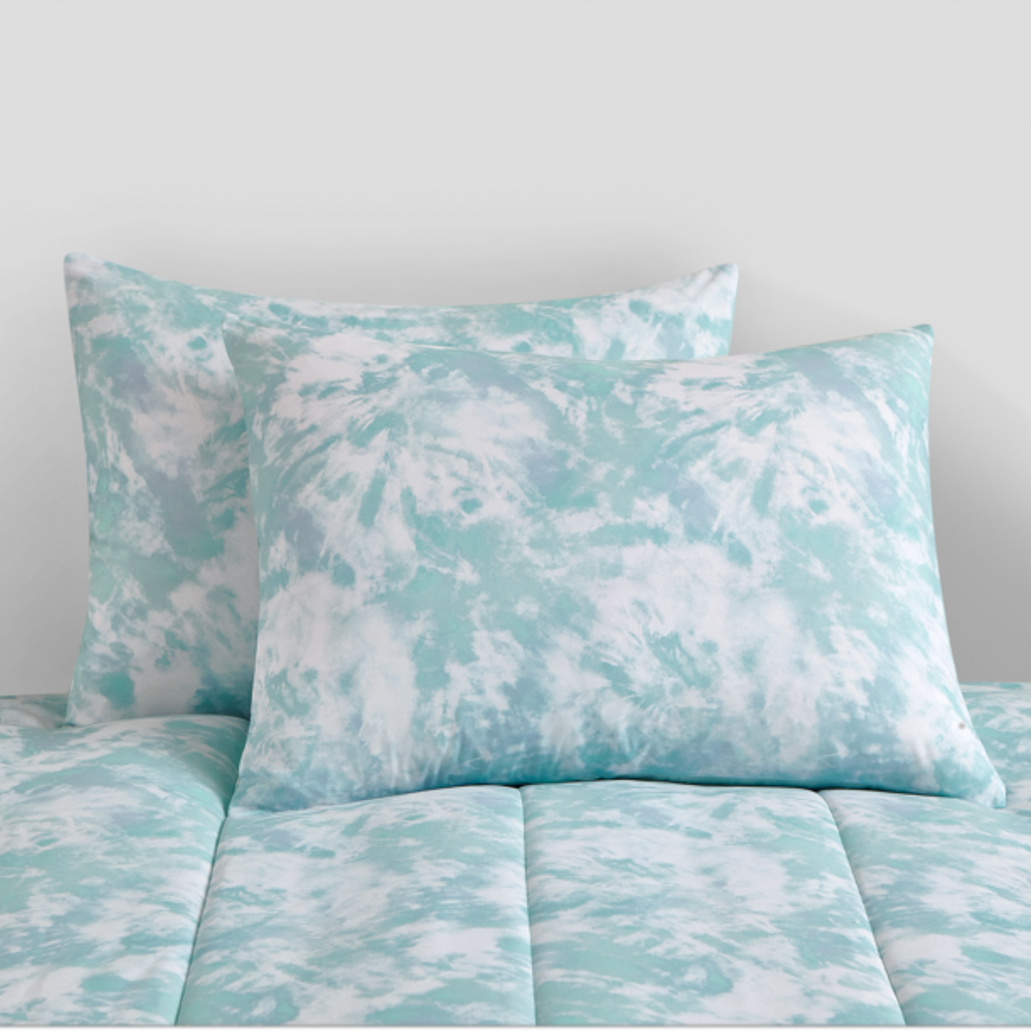 Aqua Maisie Tye Dye 4 Piece Comforter Set