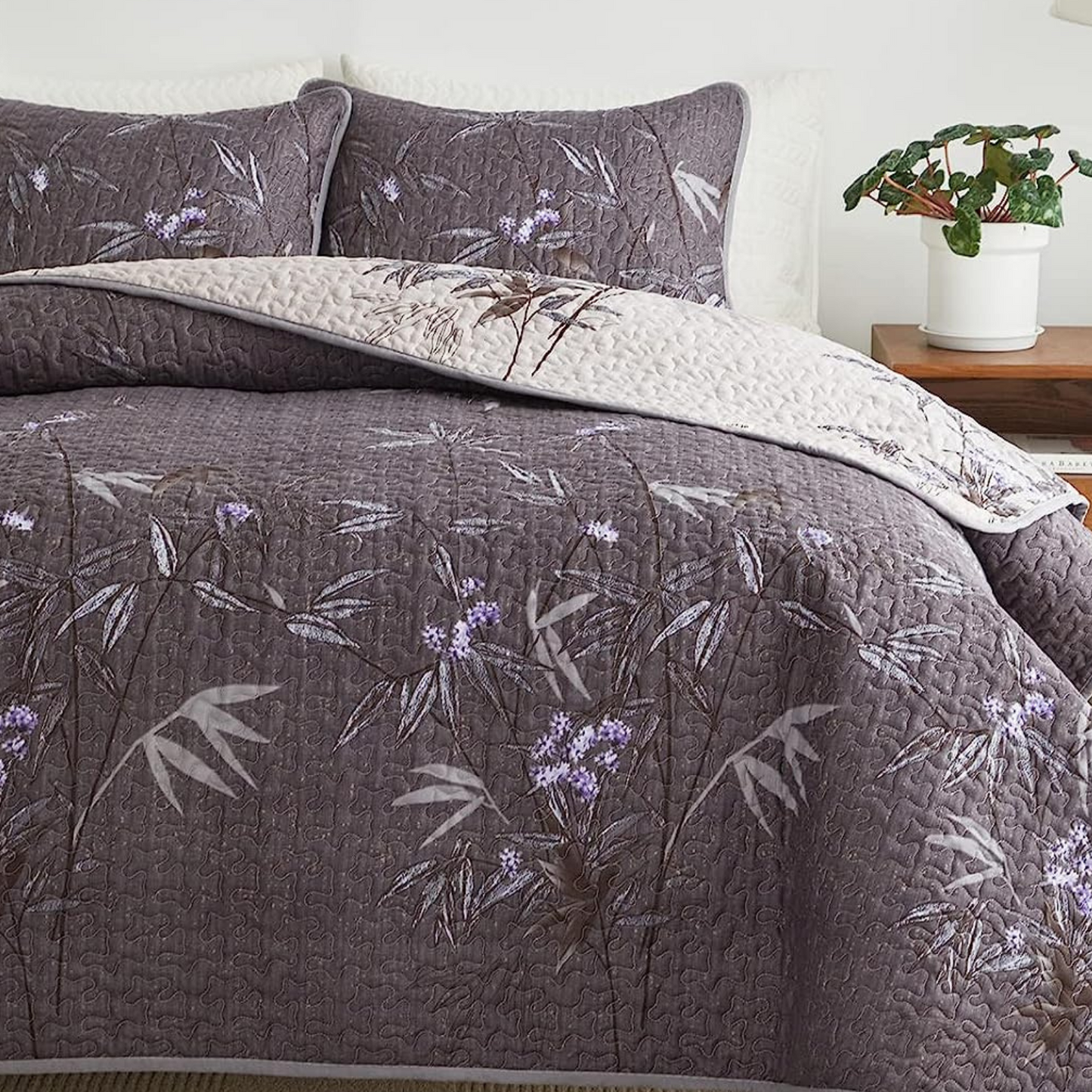 Botanical Black Leaves Reversible 3 Piece Bedding Quilt Set
