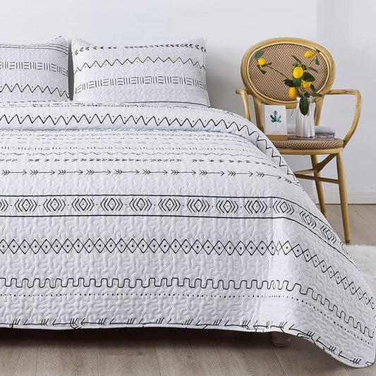 Boho Aztec White & Black Reversible 3 Piece Quilt Set
