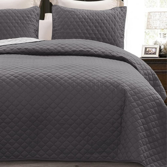 Solid Grey 3 Piece Lightweight Bedding Quilt Set