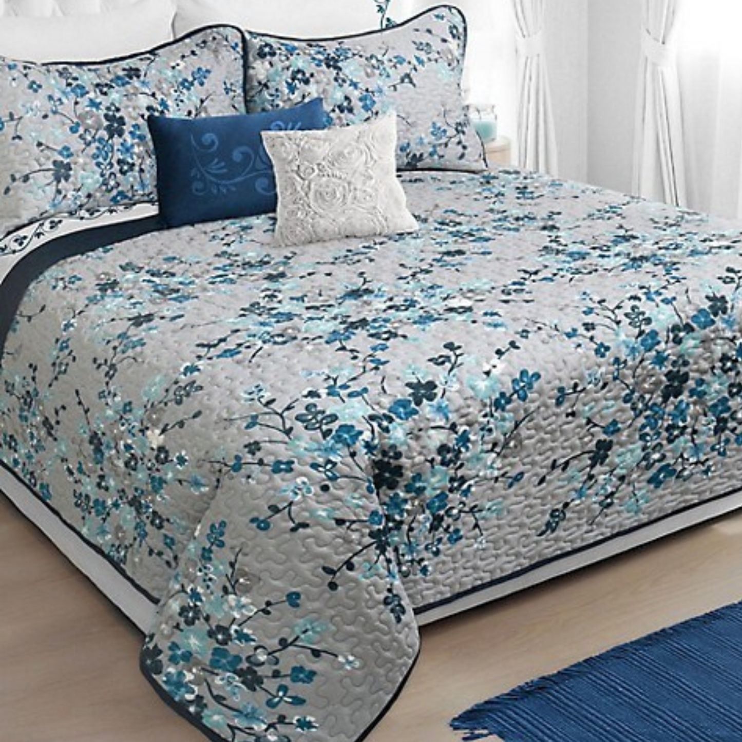 Blue Floral Bouquet 3 Piece Bedding Quilt Set