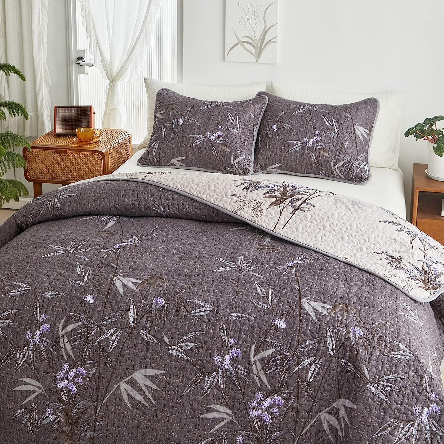 Botanical Black Leaves Reversible 3 Piece Bedding Quilt Set