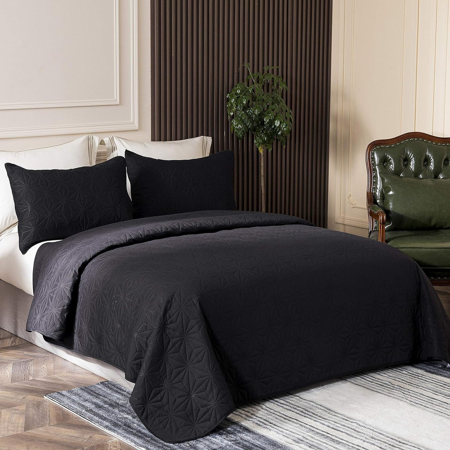 Solid Black 3 Piece Lightweight Bedding Quilt Set