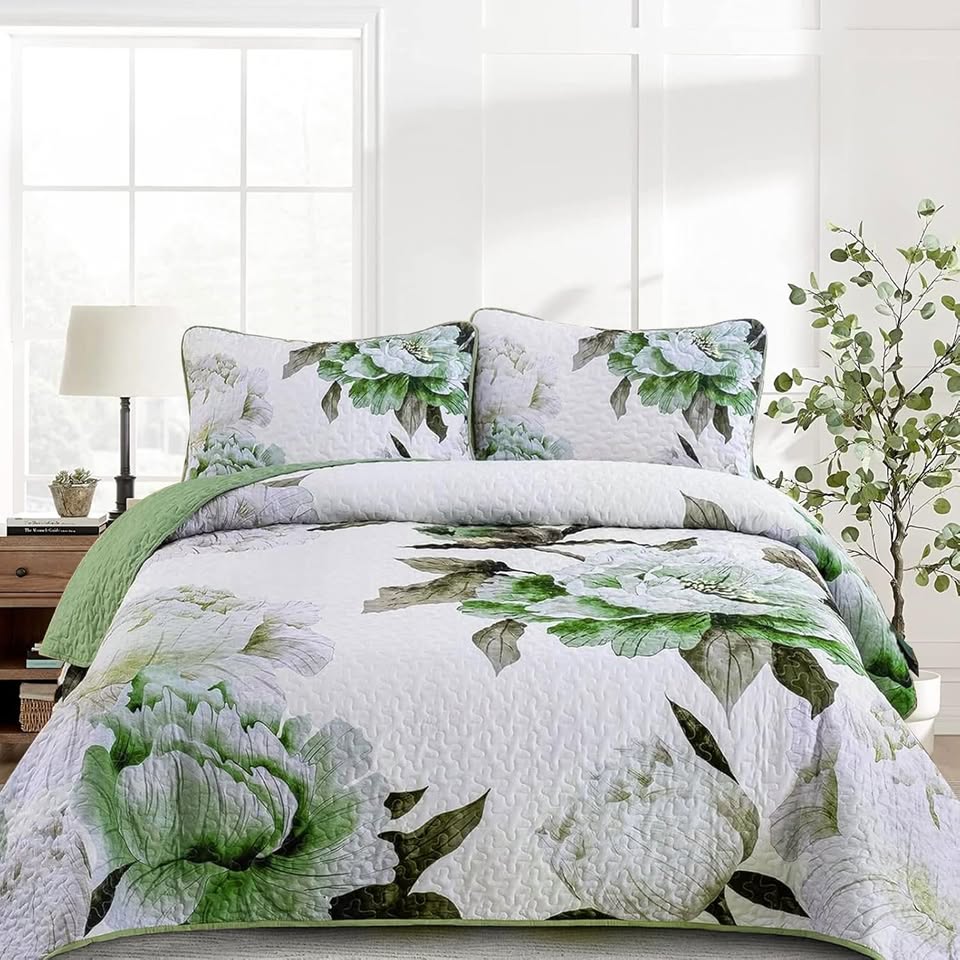 Boho Green Floral 3 Piece Quilt Set