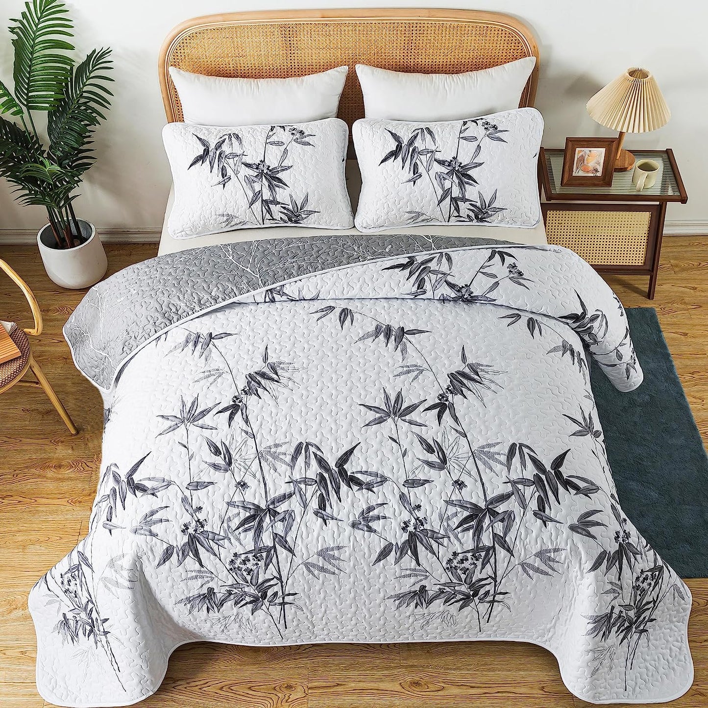 Botanical Grey Leaves Reversible 3 Piece Bedding Quilt Set