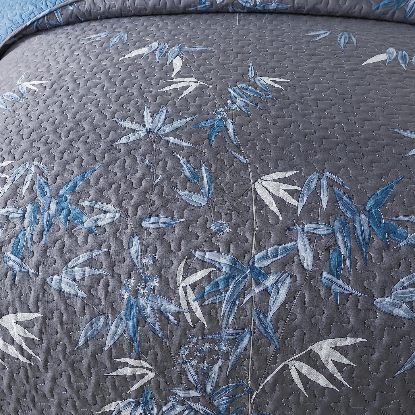 Botanical Navy Leaves Reversible 3 Piece Bedding Quilt Set