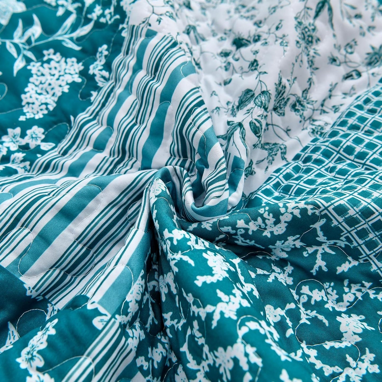 Teal Floral Paisley Patchwork 3 Piece Bedding Quilt Set