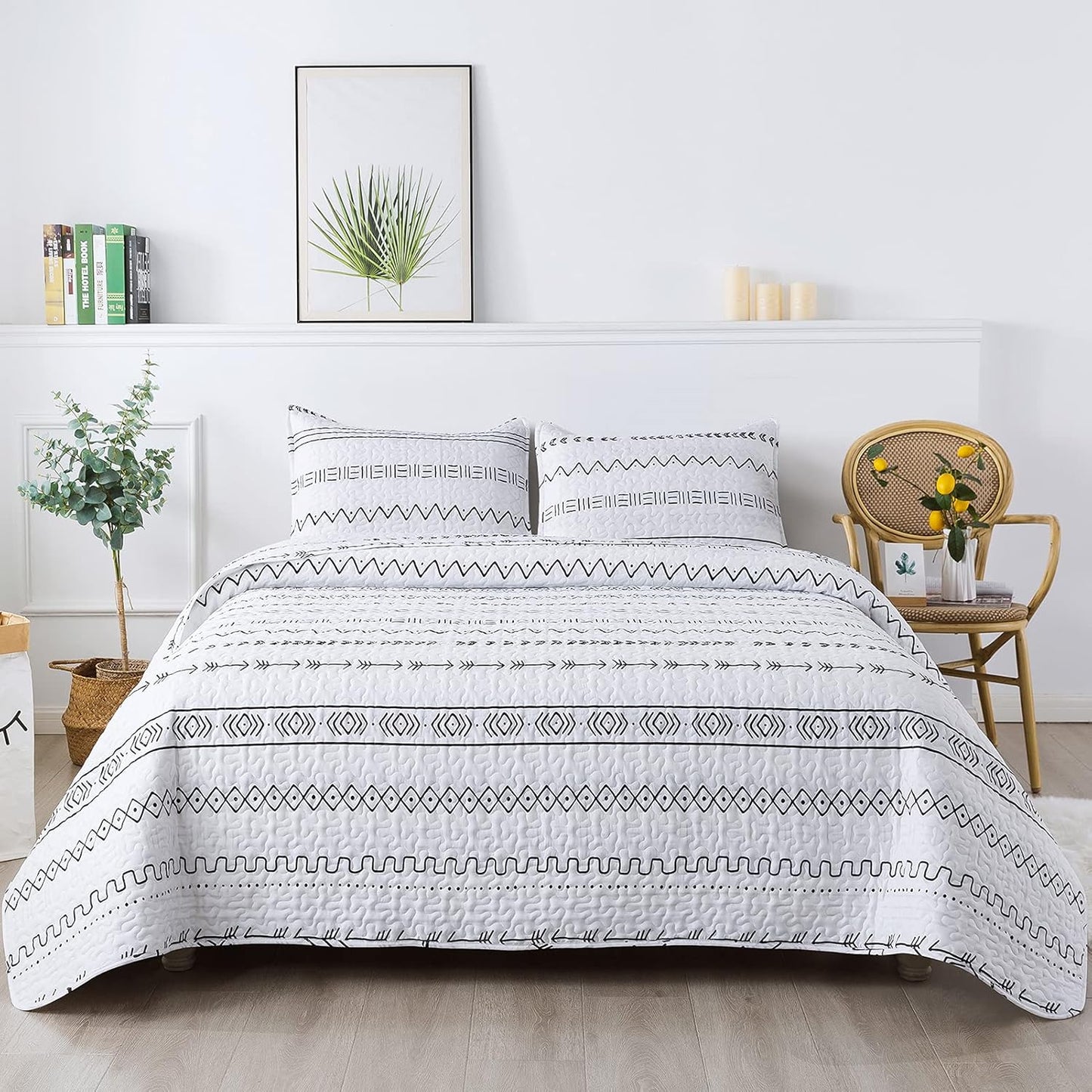 Boho Aztec White & Black Reversible 3 Piece Quilt Set
