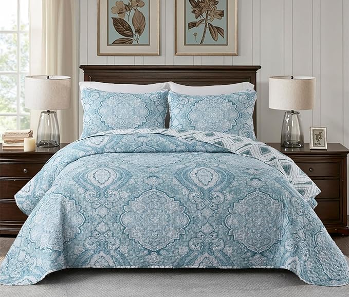 Blue Paisley Reversible 3 Piece Bedding Quilt Set