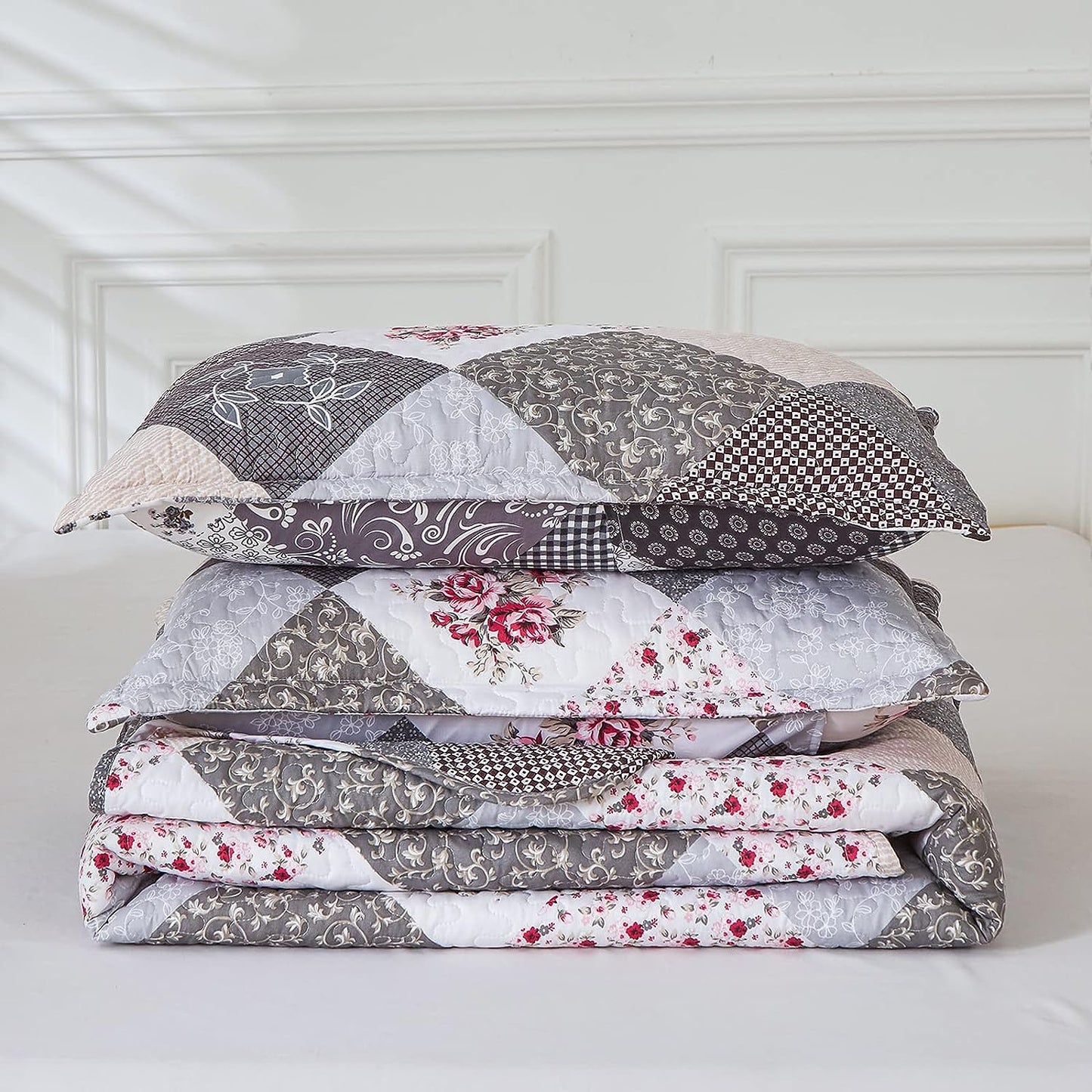 Pink Grey & Brown Floral Patchwork 3 Piece Bedding Quilt Set