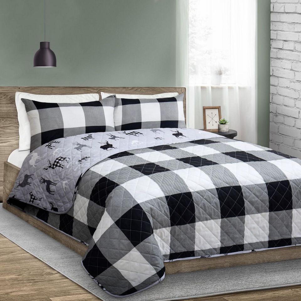 Buffalo Plaid Deer Reversible 3 Piece Bedding Quilt Set