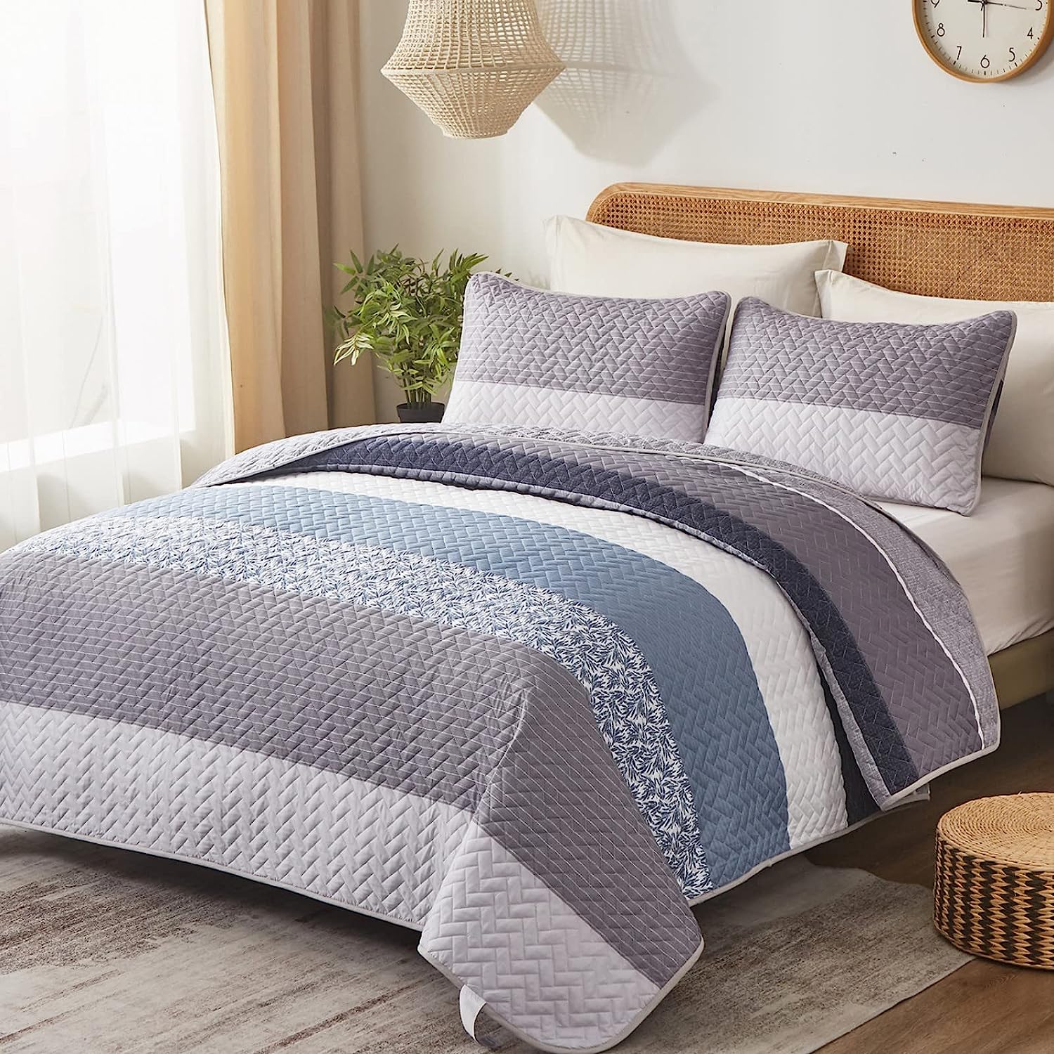 King Striped deals 3 Piece Quilt Set