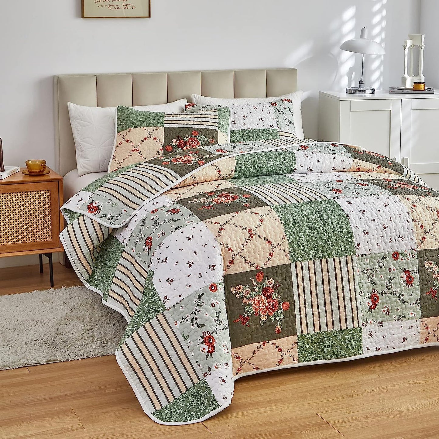 Green Floral Patchwork 3 Piece Bedding Quilt Set