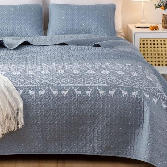 Snowflakes & Deer Blue Reversible 3 Piece Quilt Set
