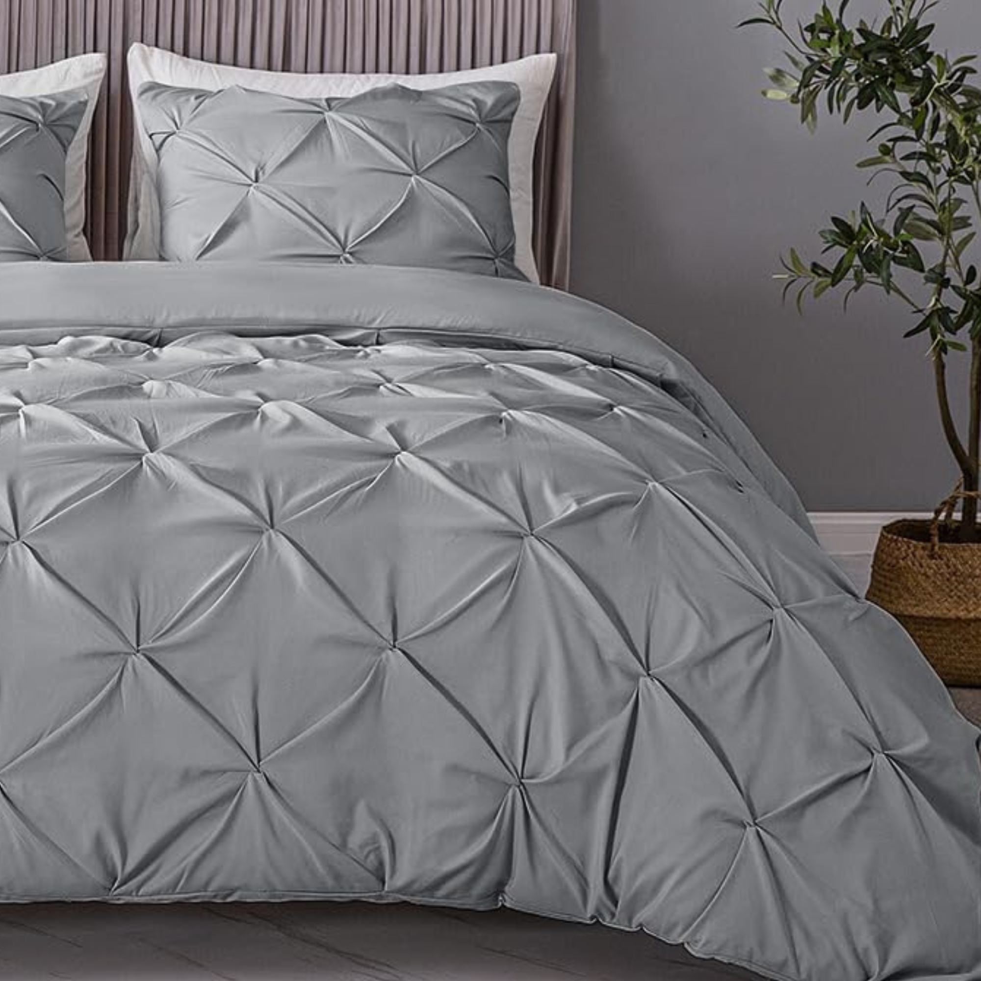 Grey 7 Piece Comforter Set (Includes 3 Cushions)