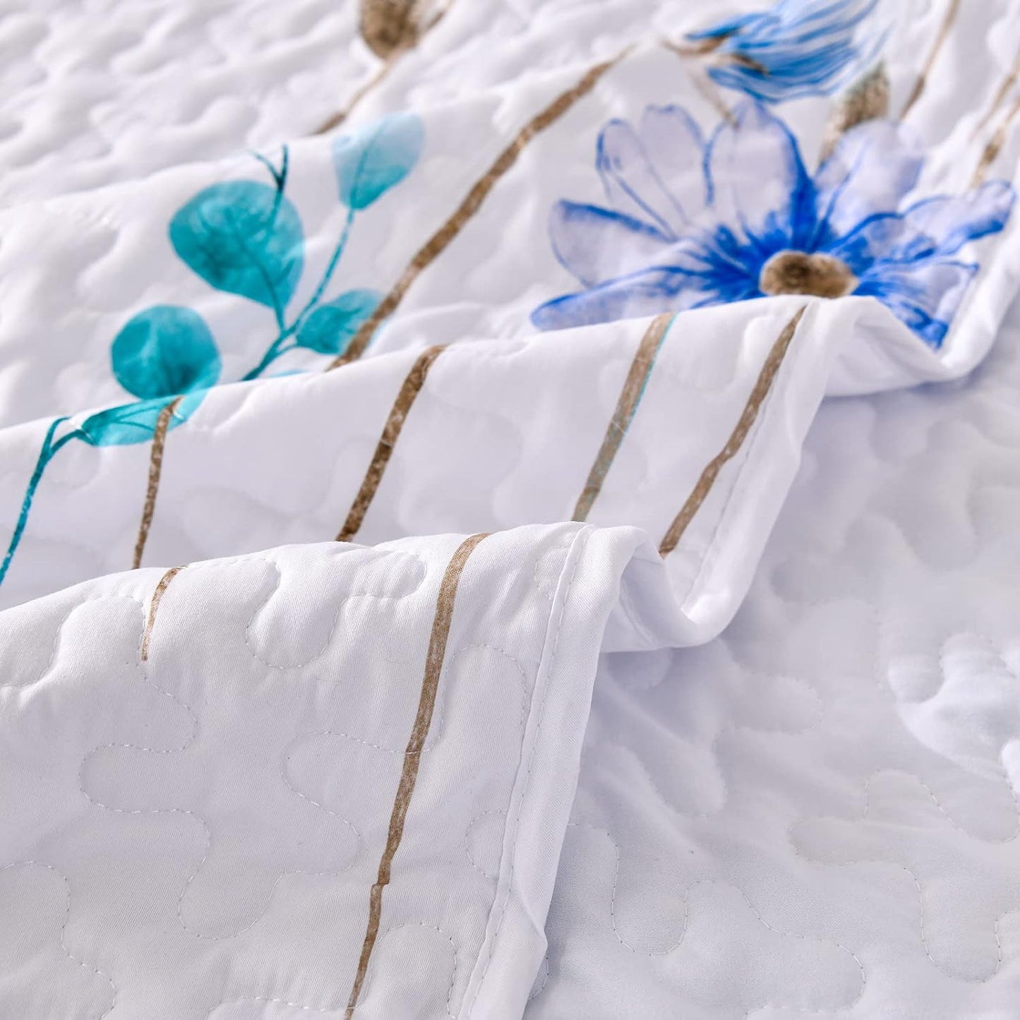 Blue Wild Flowers 3 Piece Bedding Quilt Set