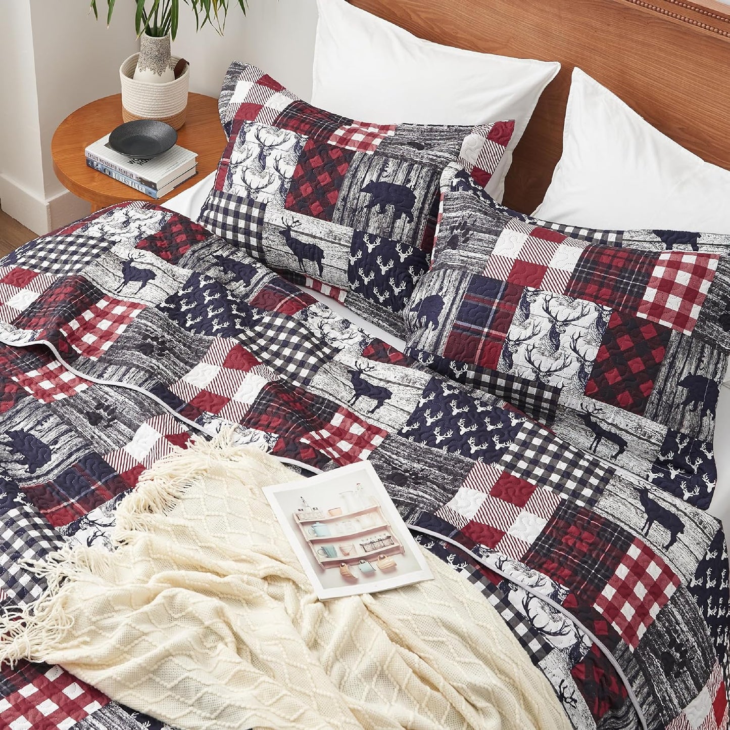 Red Navy Rustic Wildlife 3 Piece Bedspread Set