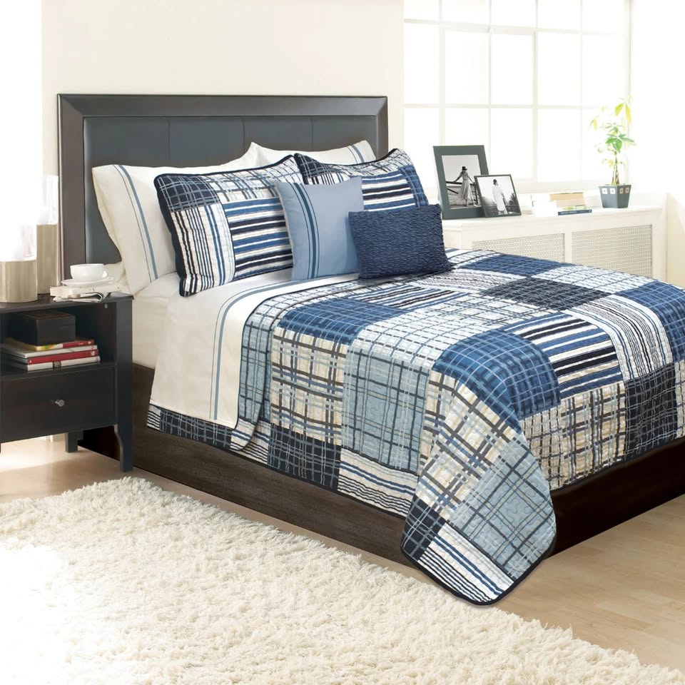 Rustic Navy Plaid Patchwork 3 Piece Quilt Set
