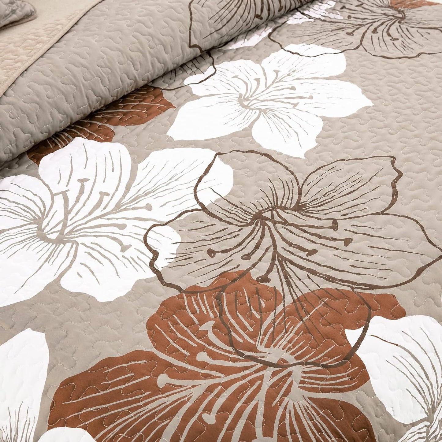 Taupe Bohemian Floral 3 Piece Bedding Quilt Set
