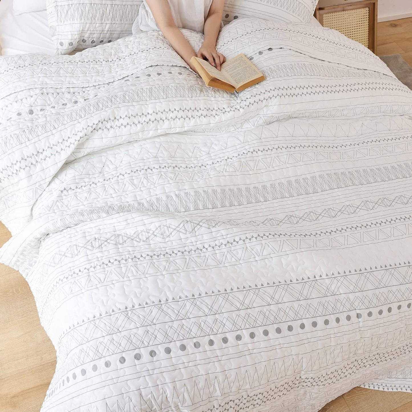 Ensemble de courtepointe réversible 3 pièces Boho Aztec blanc et gris