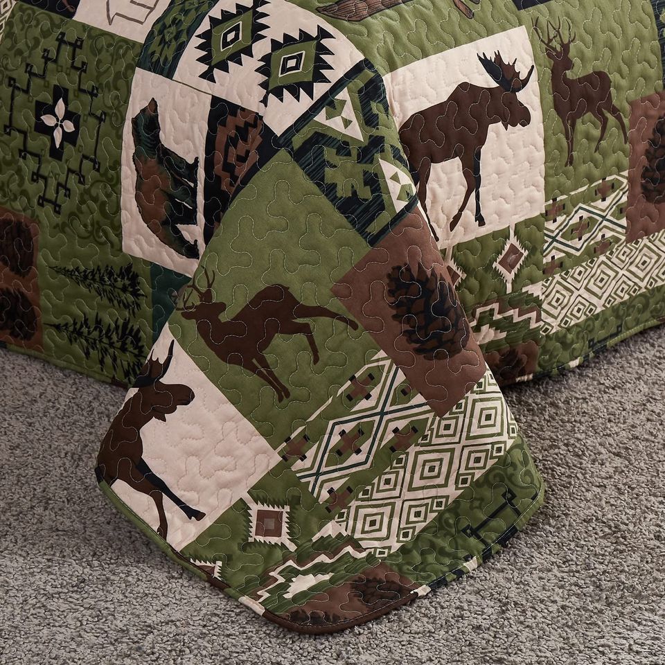 Lodge Moose & Deer Green-Brown 3 Piece Quilt Set